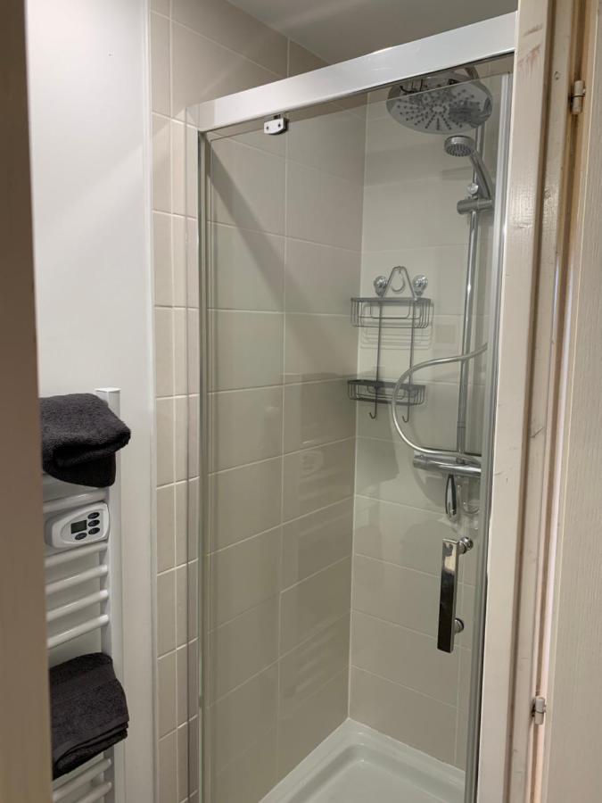 Resid Home 5 - Duplex Cosy Avec Parking Gratuit Сен-Леонар Экстерьер фото